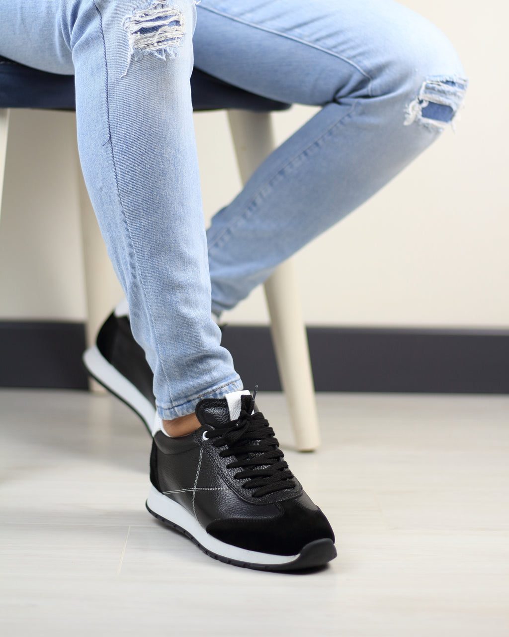 SİYAH DERİ ERKEK SPOR AYAKKABI