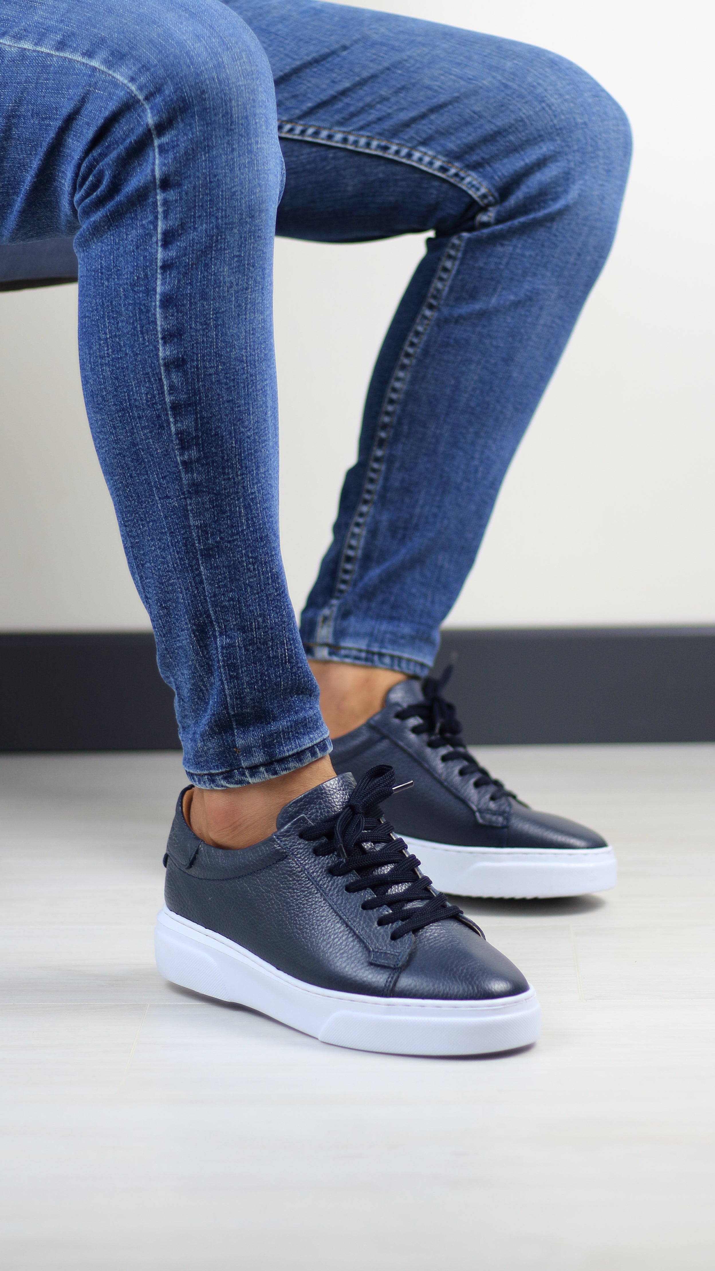 LACİVERT DERİ ERKEK SNEAKERS AYAKKABI