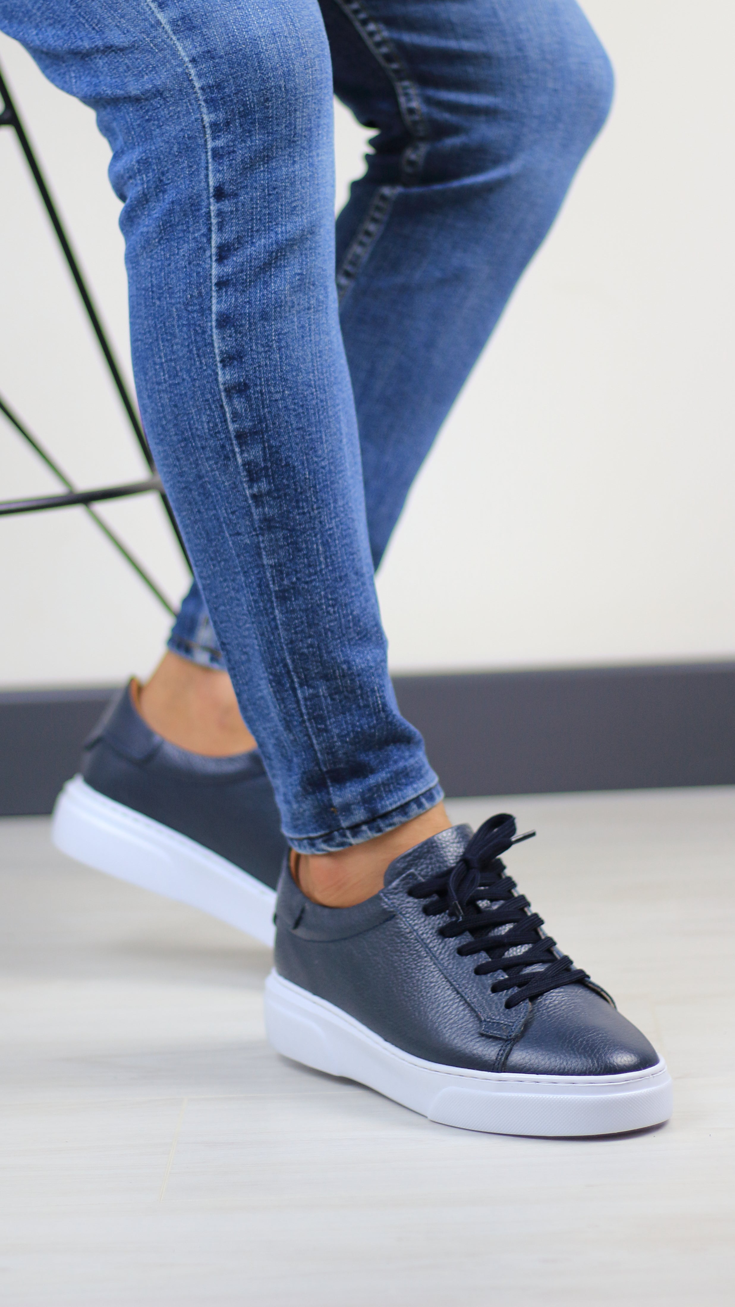 LACİVERT DERİ ERKEK SNEAKERS AYAKKABI