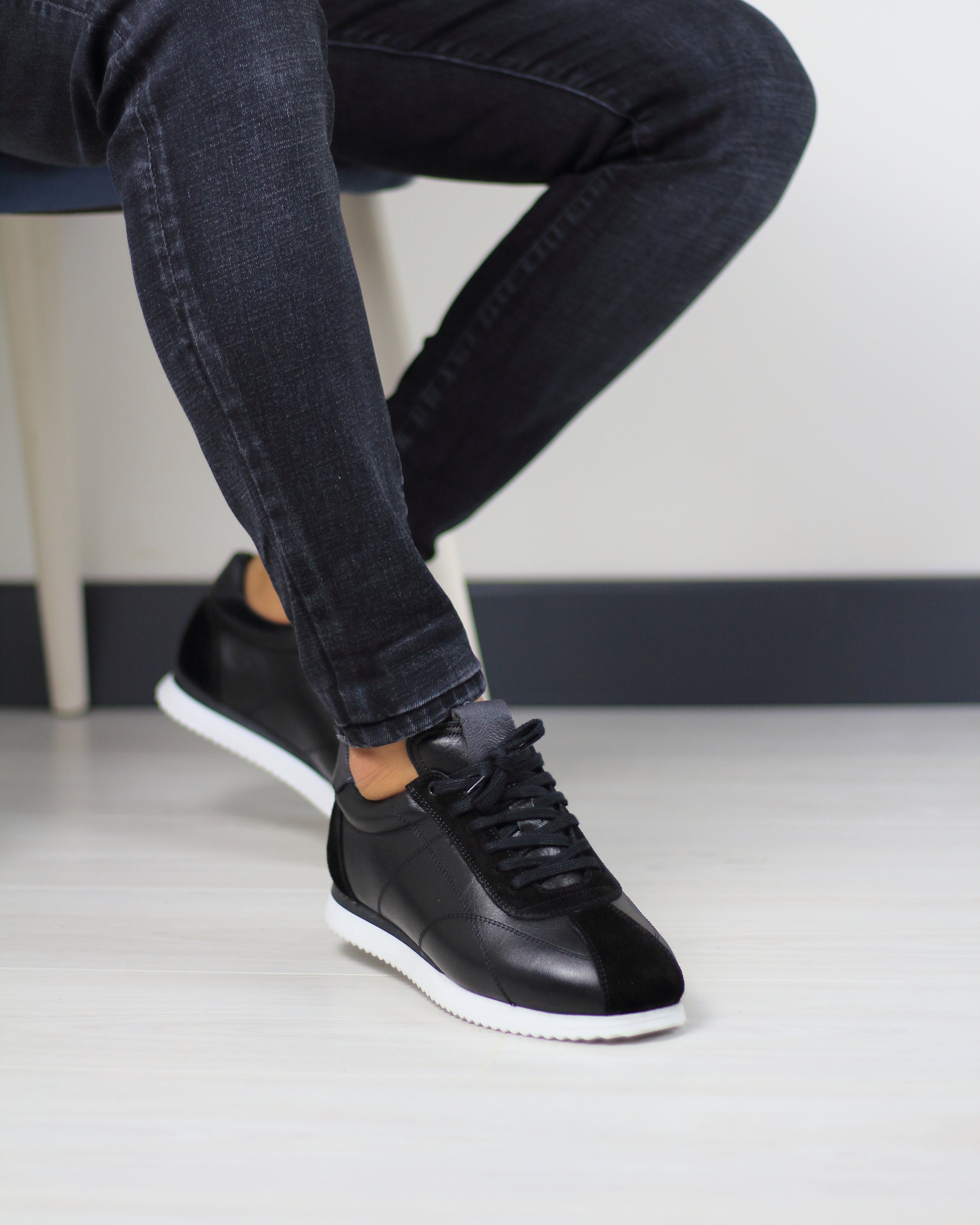 SİYAH DERİ ERKEK SNEAKERS AYAKKABI