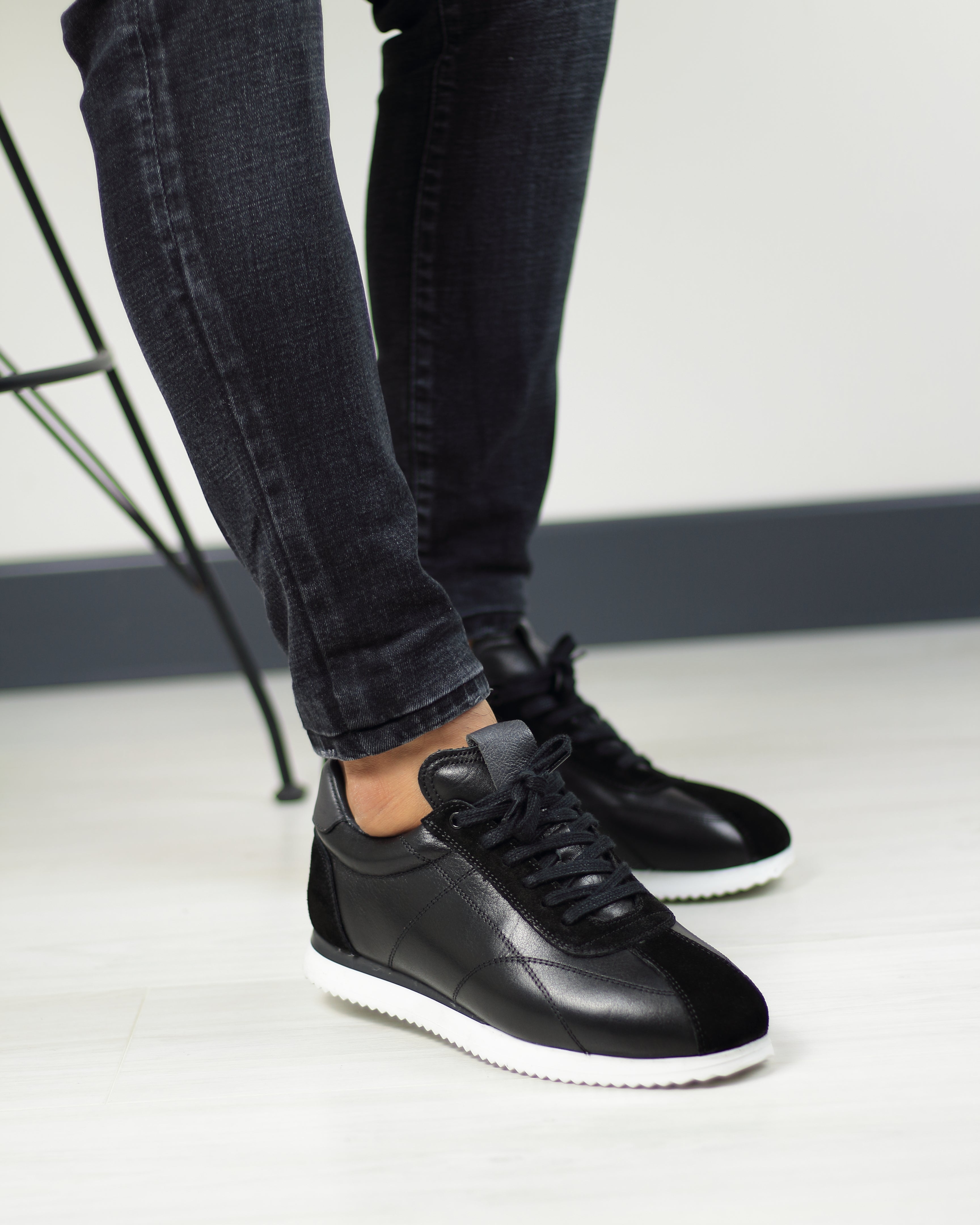 002 SİYAH DERİ ERKEK SNEAKERS AYAKKABI