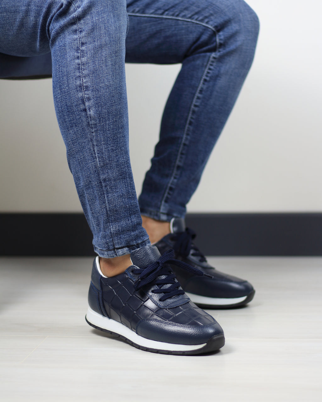 LACİVERT DERİ ERKEK SPOR AYAKKABI