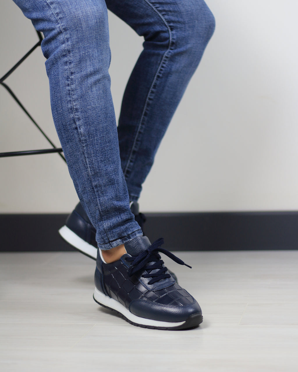 LACİVERT DERİ ERKEK SPOR AYAKKABI